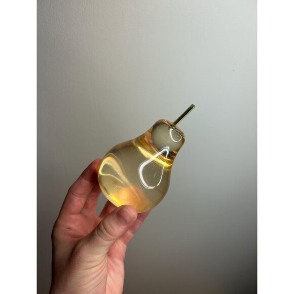 Lucite pear clear fruit vintage decor glows under UV light - Picture 3 of 7